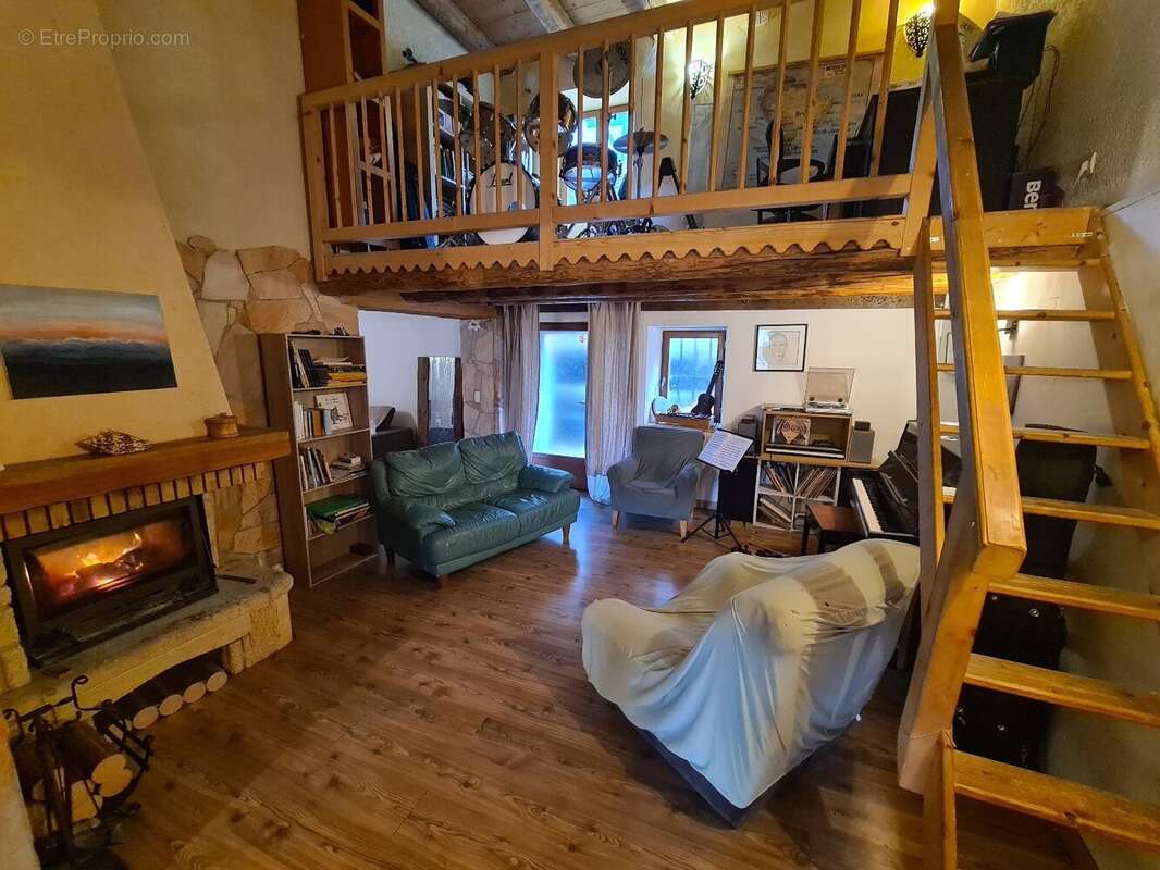 Maison à GRESY-SUR-ISERE