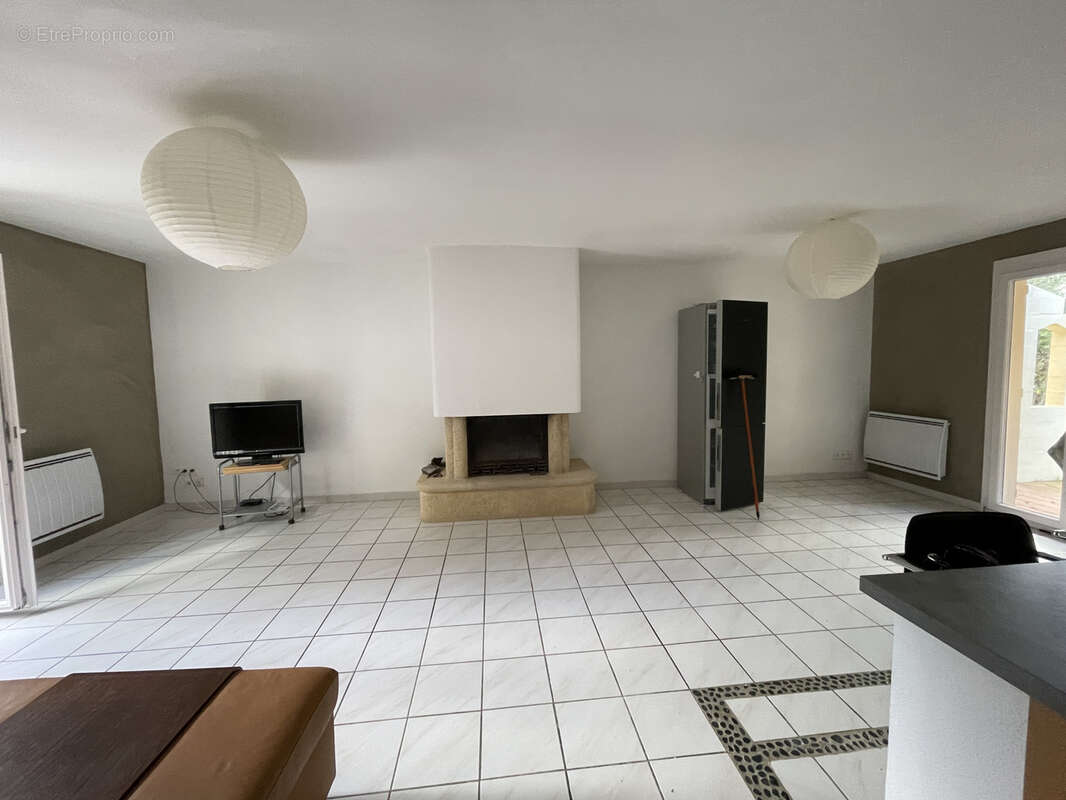 Maison à TOUROUZELLE