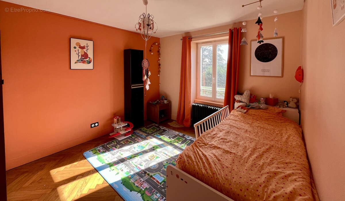 Maison à CORCELLES-EN-BEAUJOLAIS