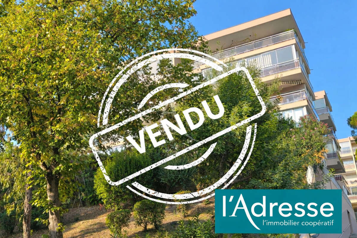 Appartement à MANDELIEU-LA-NAPOULE