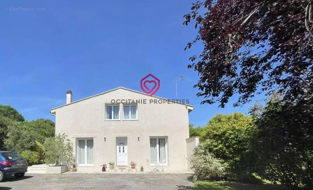 Maison à LEZAT-SUR-LEZE