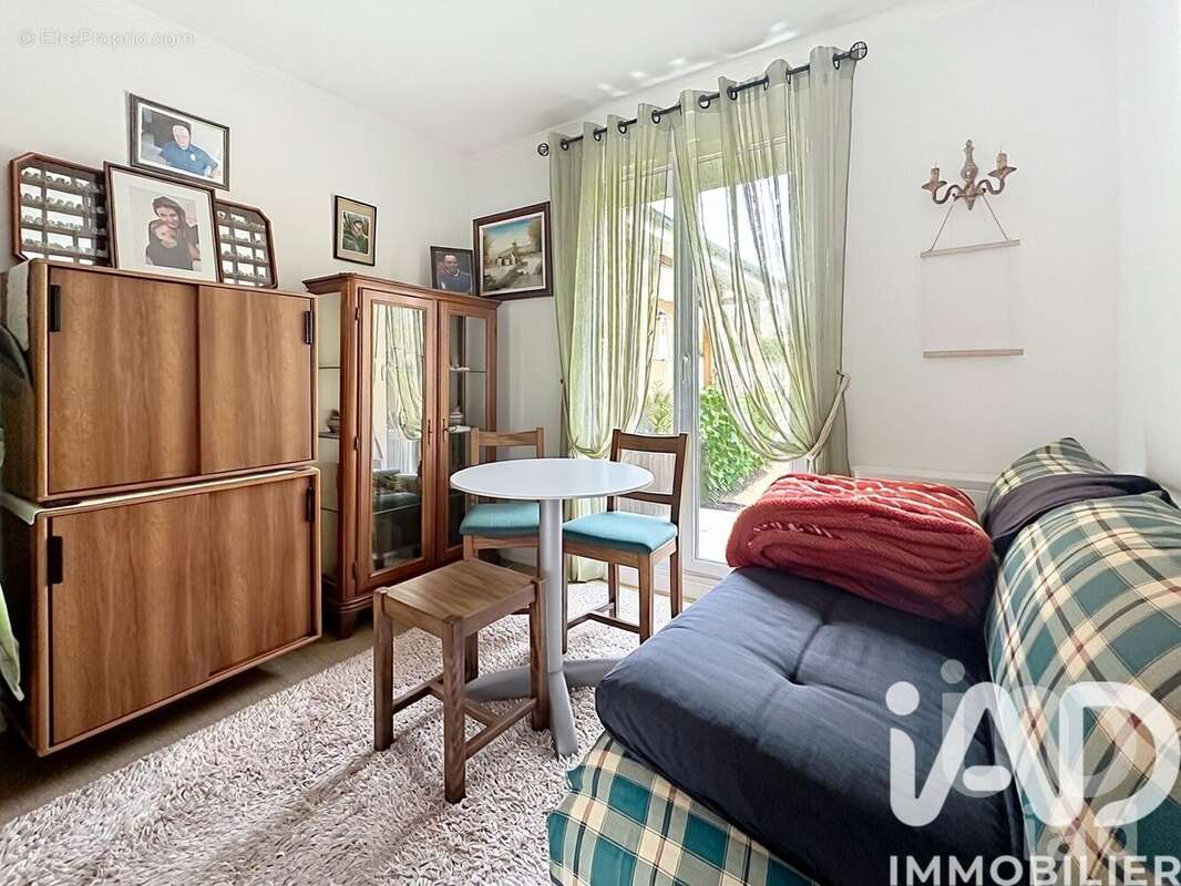 Photo 4 - Maison à RUBELLES