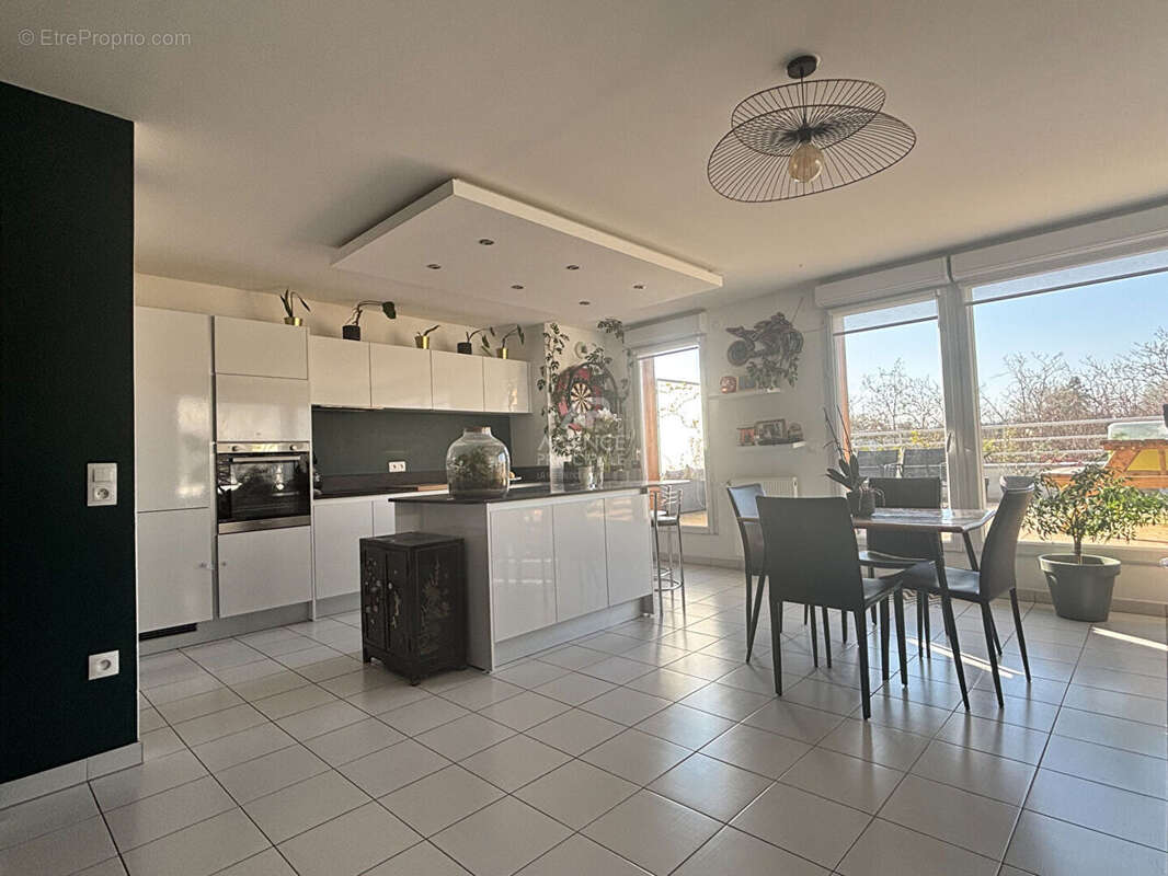 Appartement à SAINT-OUEN-L'AUMONE
