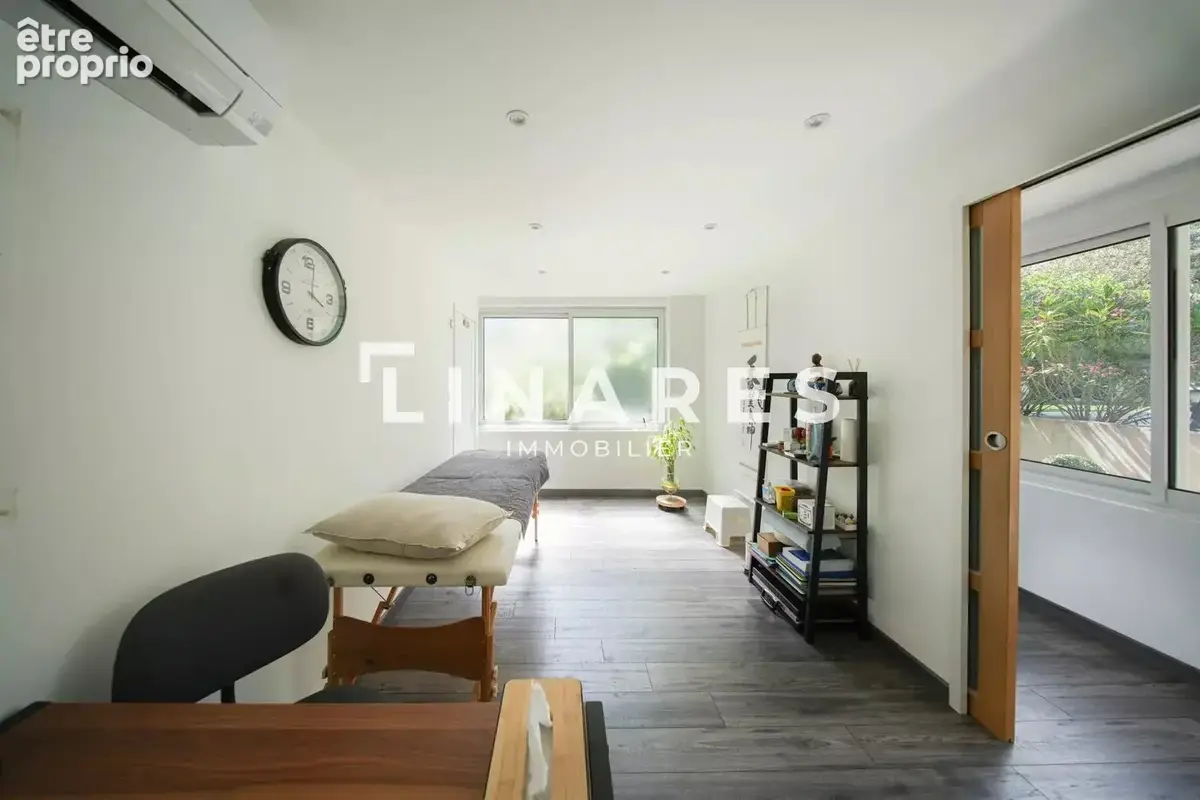 La CEZANNE - Maison de 189m2 (Deux Appartements) -  Terrain 1100m2 - 13100 Le Tholonet - photo 13