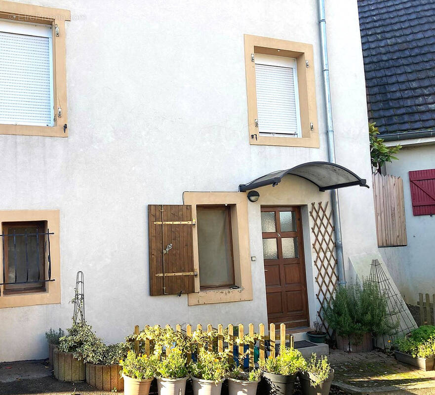 Appartement à ESCHENTZWILLER