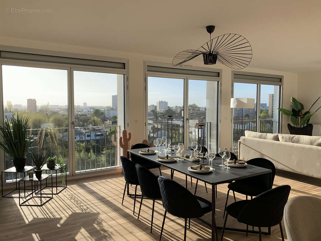 Appartement à BORDEAUX