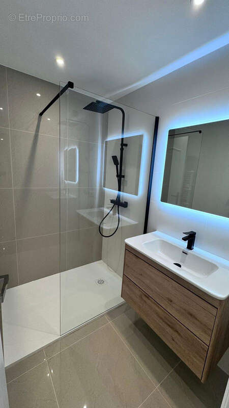 Appartement à CAGNES-SUR-MER