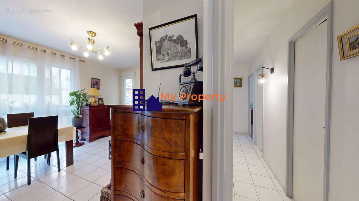Appartement à HOUILLES
