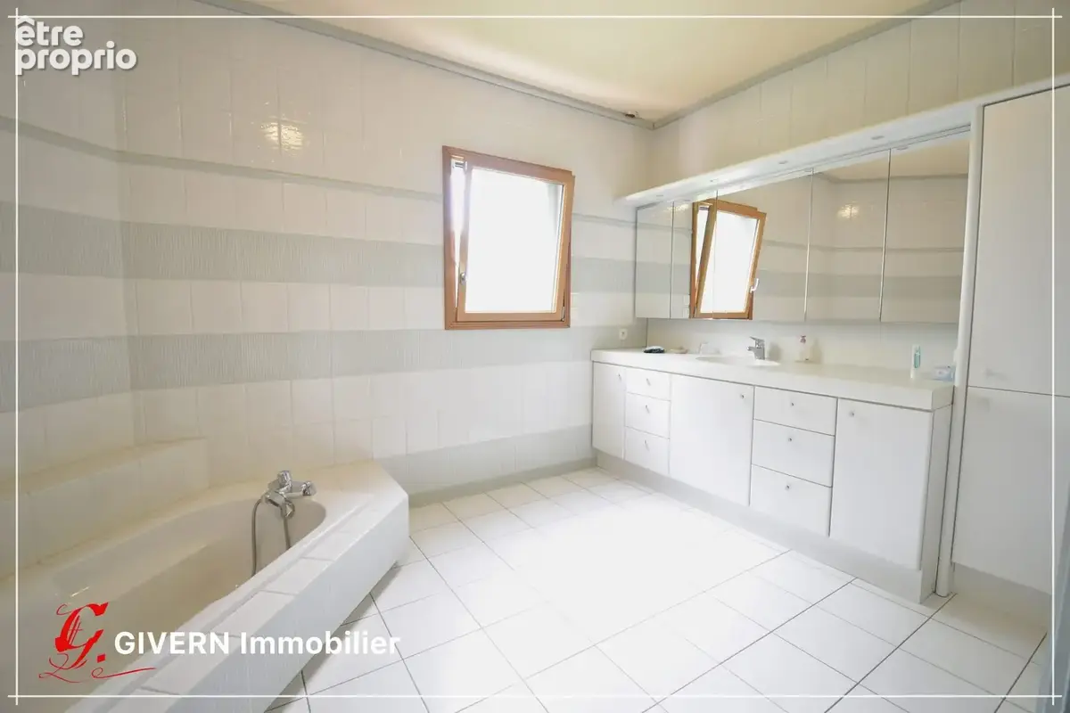 Maison 200 m² à Plouay  - photo 5