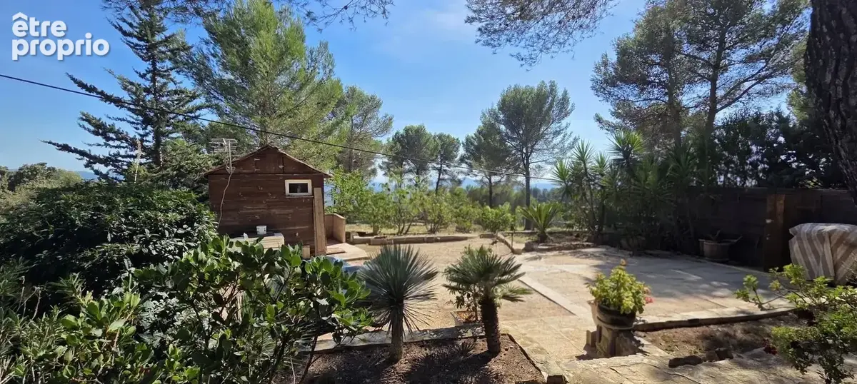 LE CASTELLET-CHALET-MAISON-T3-TERRAIN-CALME-2 - Maison à LE BEAUSSET