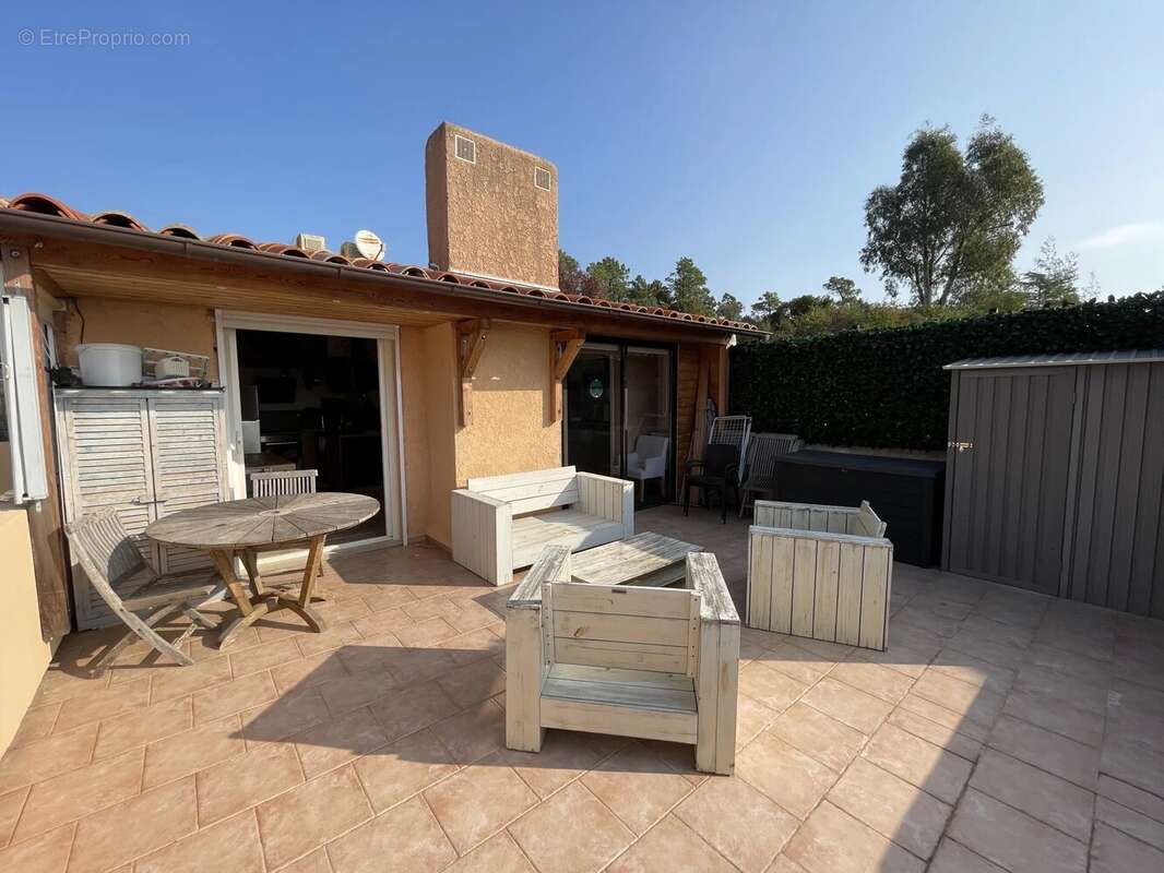 Appartement à THEOULE-SUR-MER