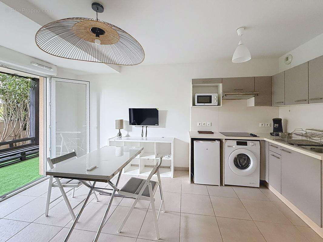 Appartement à LE CANNET