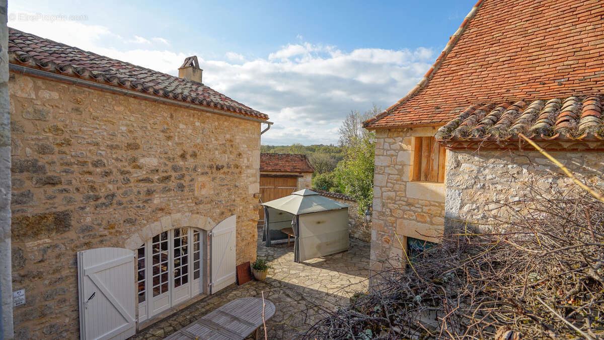 Maison à SAUZET