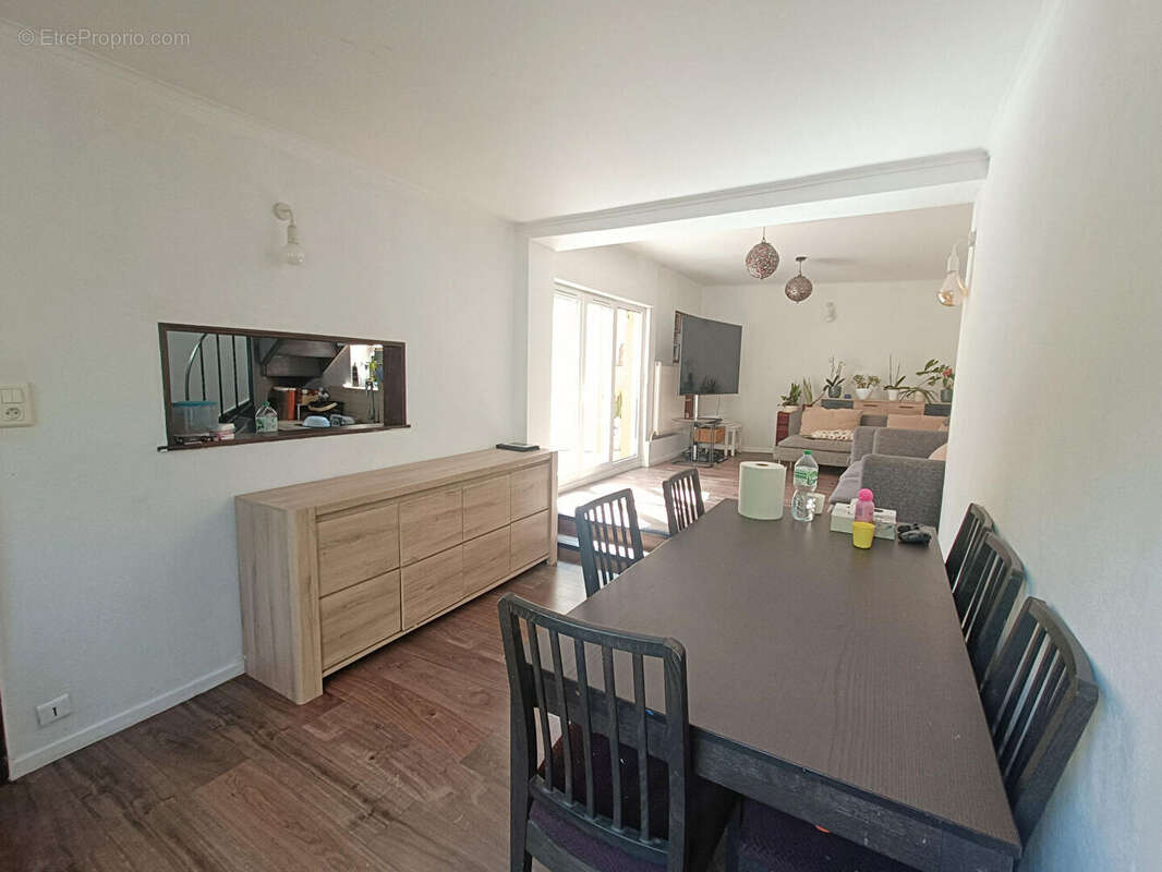 Maison à VILLEMOMBLE