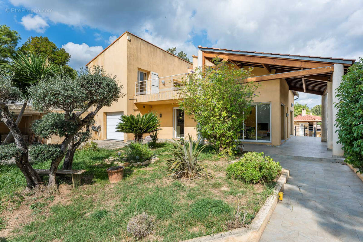 Maison à AUBAGNE