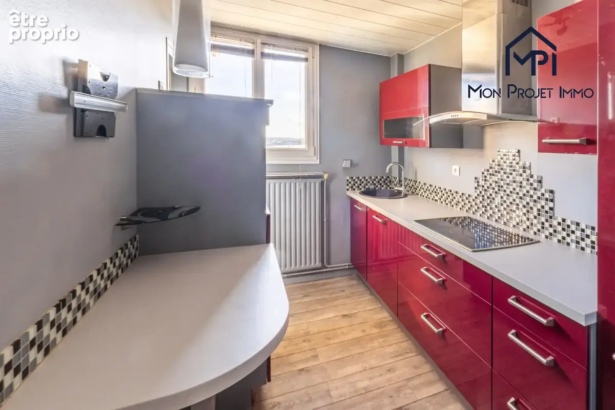 Appartement 4 pièces 68 m² à vendre à Laval (53000) - photo 4