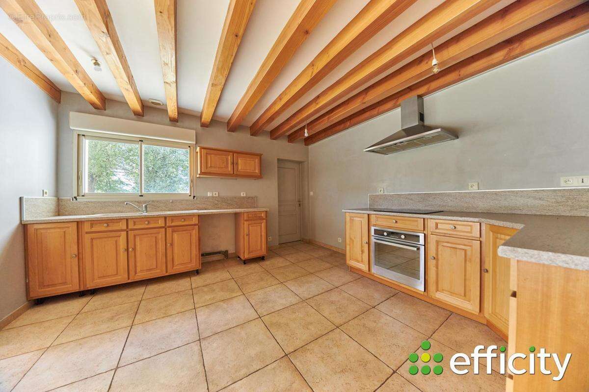 Maison à SAINT-MATHURIN-SUR-LOIRE