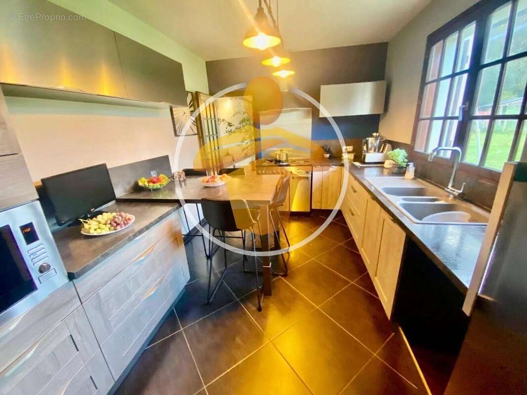 Maison à SAINT-NICOLAS-AUX-BOIS