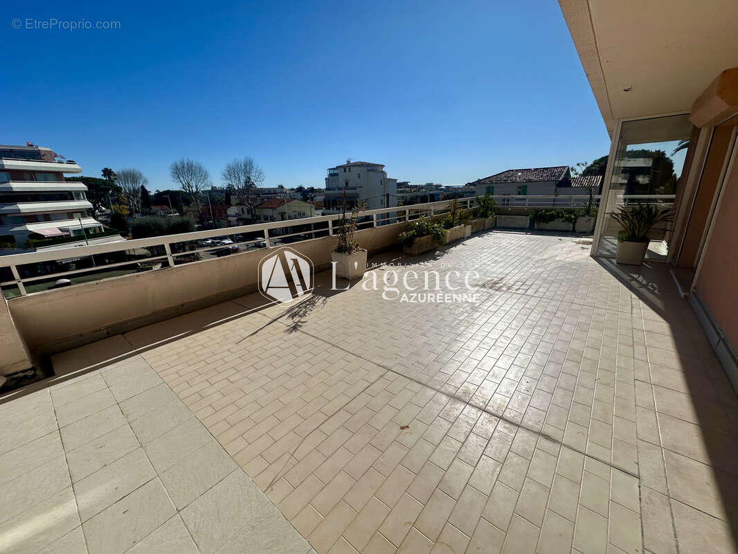 Appartement à CAGNES-SUR-MER