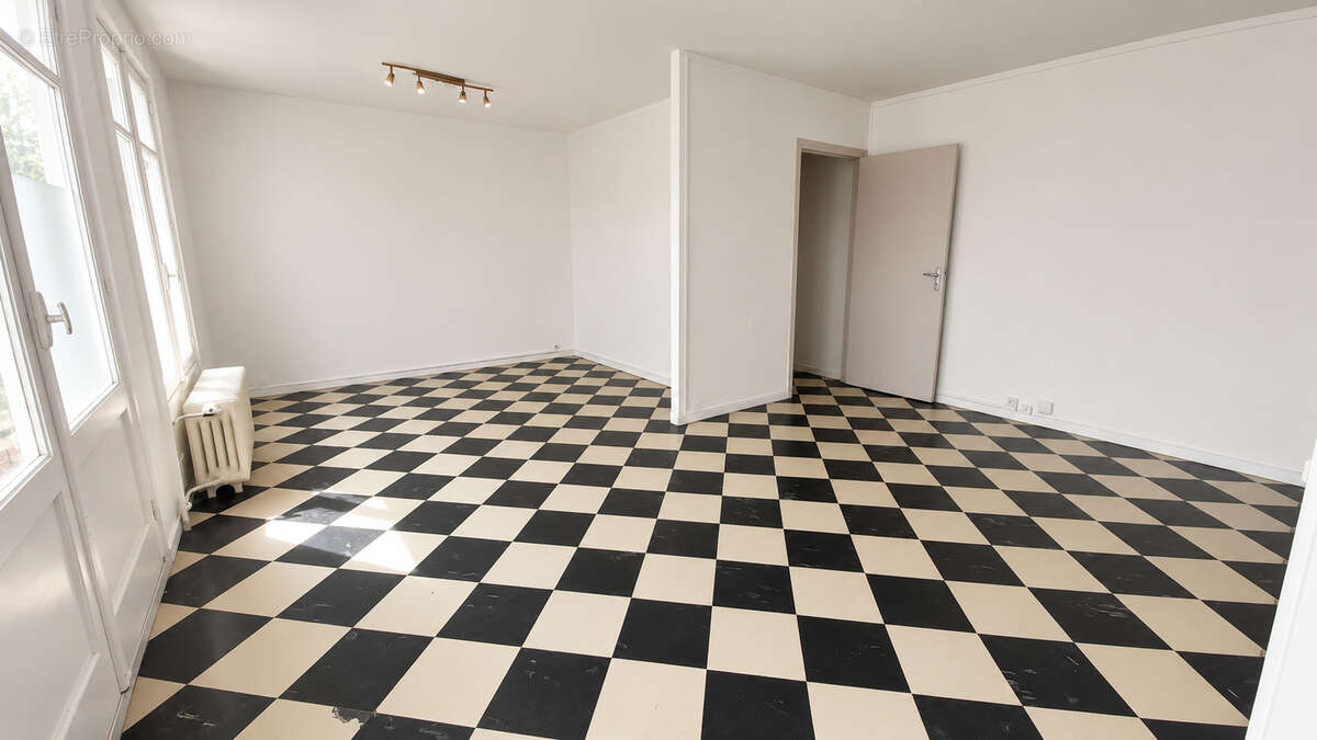 Appartement 3 pièces de 66 m2 avec cave - photo 2