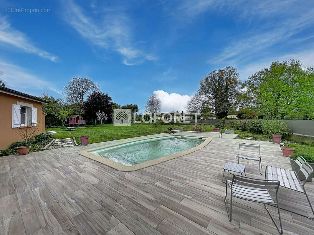 Maison à CASTELSARRASIN