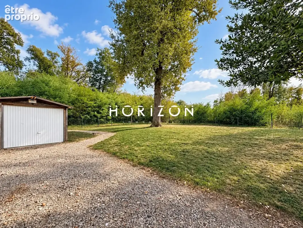 Maison 7 pièces 135 m² à vendre à Montmerle-Sur-Saone (01090) - photo 3