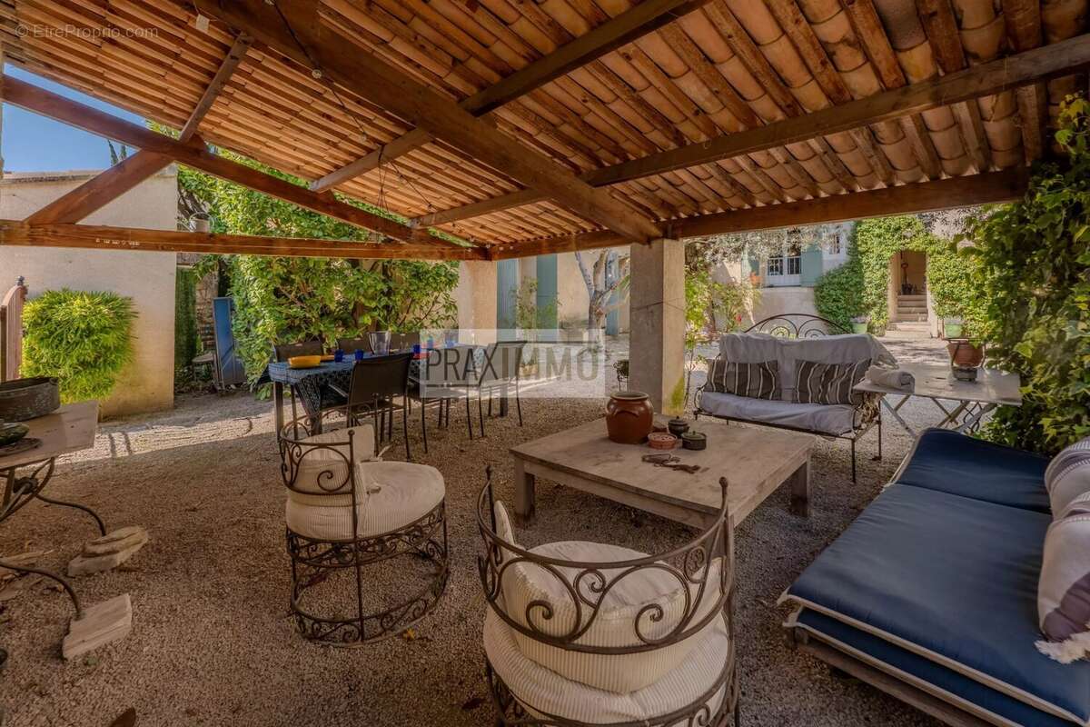 Maison à MAZAN