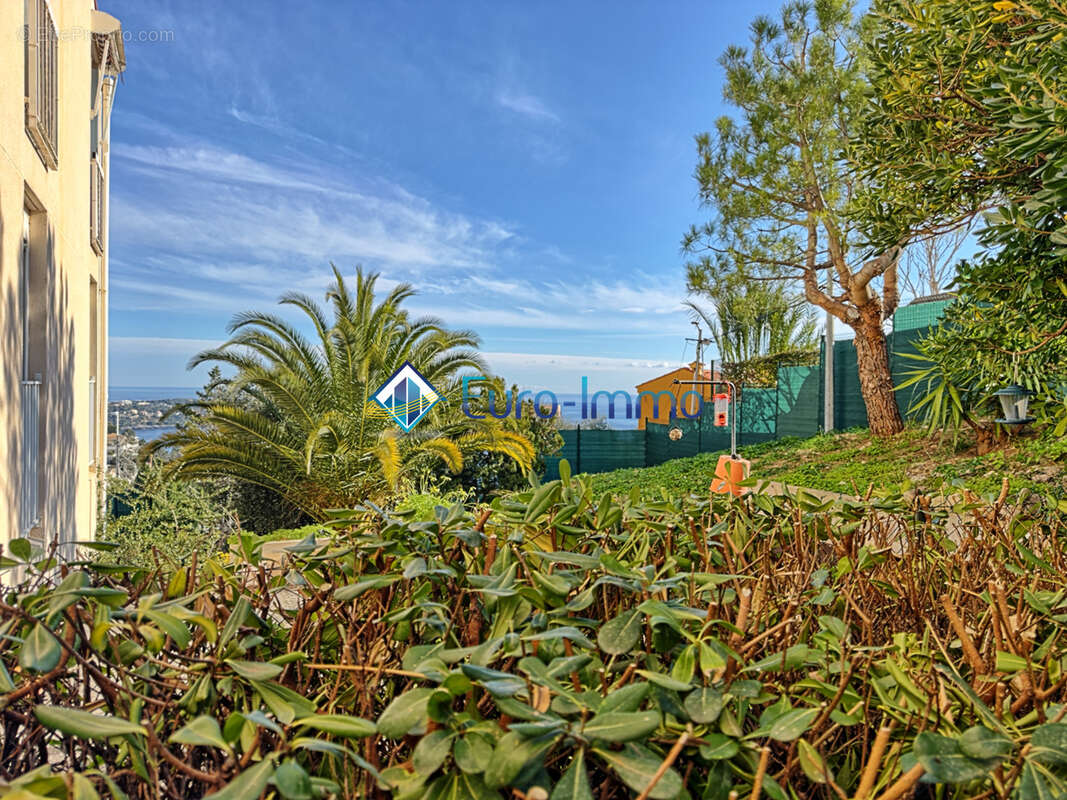 Appartement à BEAUSOLEIL