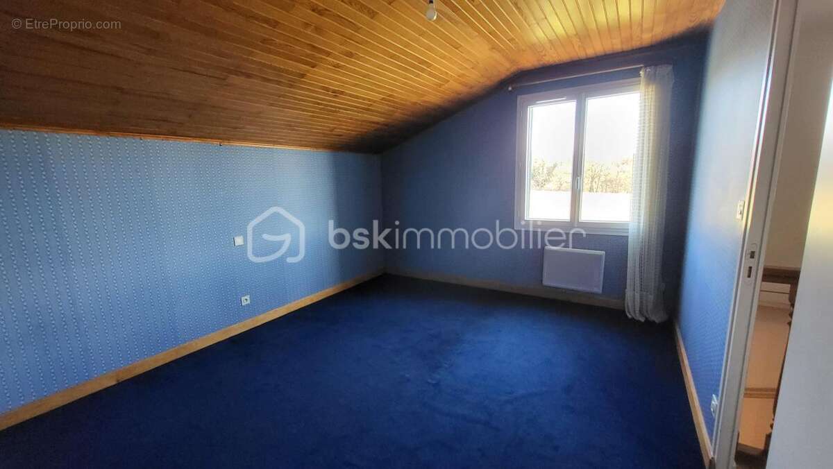 Maison t6 144 m2 avec terrain 6568 m2 - photo 7