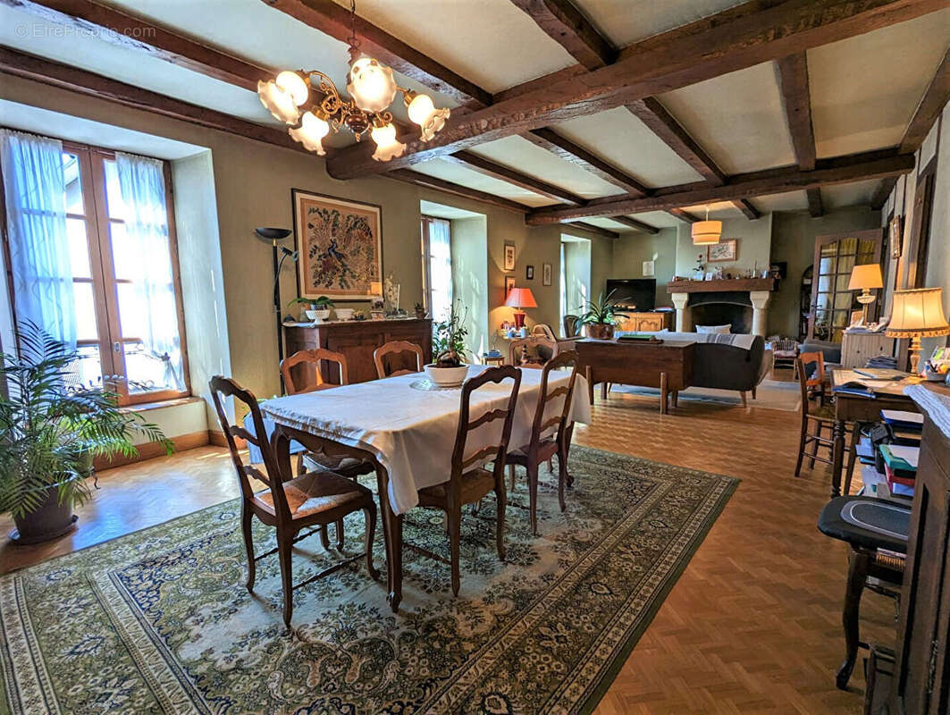 Appartement à AURILLAC