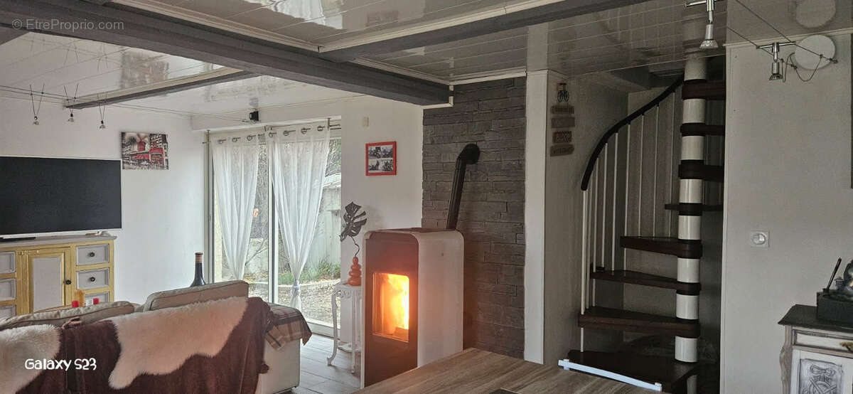 Maison à CHANAS