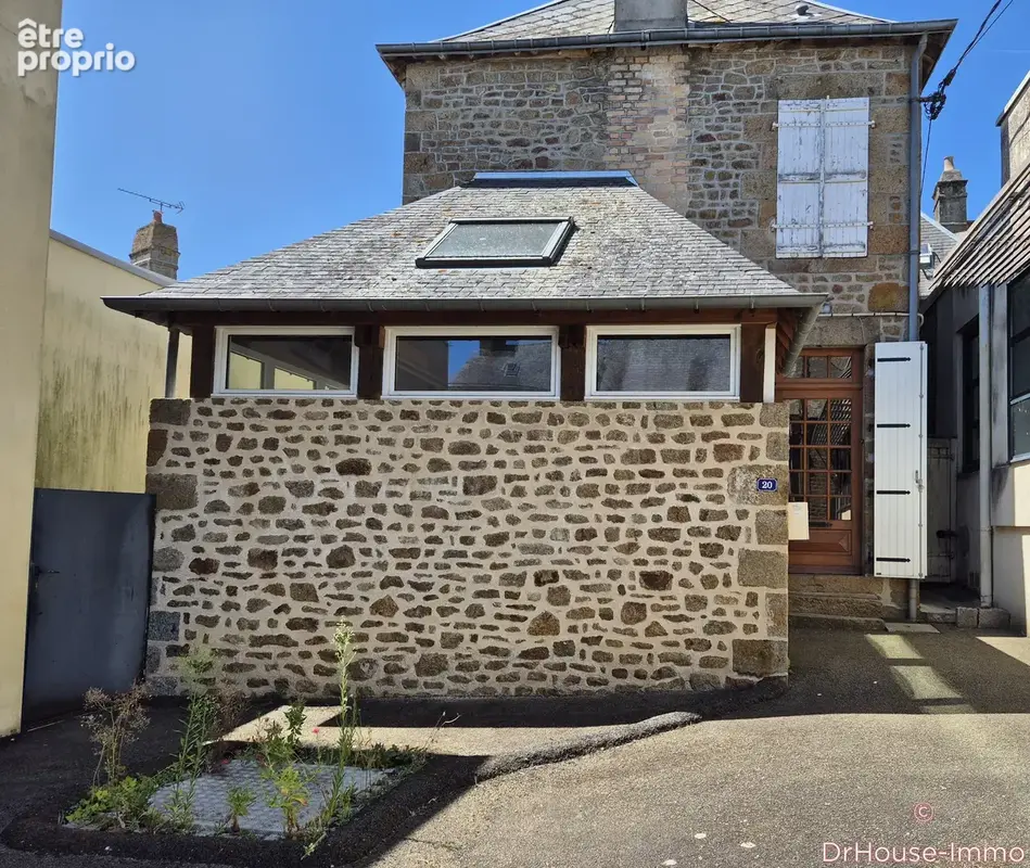 Maison 5 pièces 110 m² à vendre à Gorron (53120) - photo 2