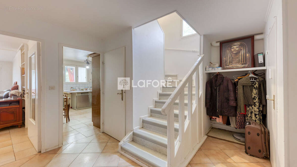 Maison à ROISSY-EN-BRIE