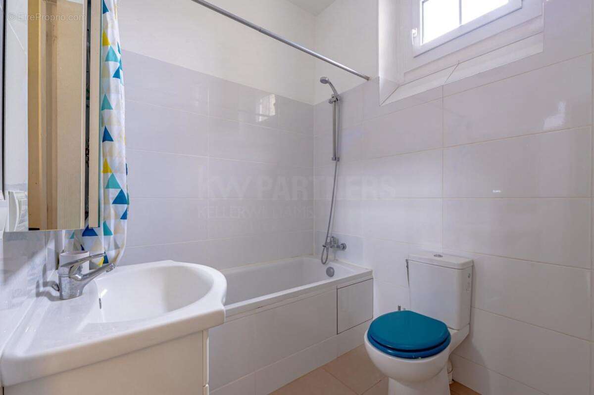 Appartement à PARIS-3E