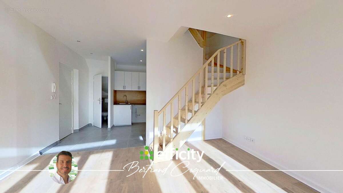 Appartement à PONTCHARRA-SUR-TURDINE