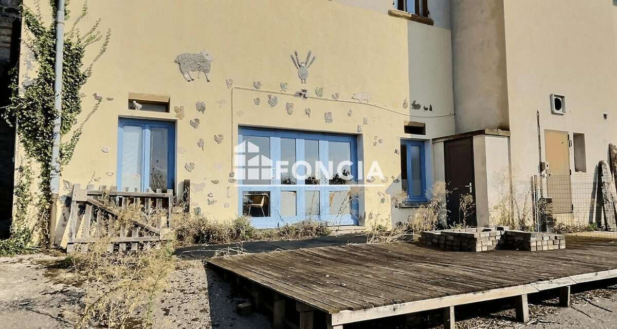 Maison à VILLE-SOUS-ANJOU