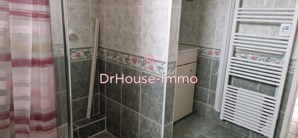 Maison à SAINT-PIERRE-DES-FLEURS