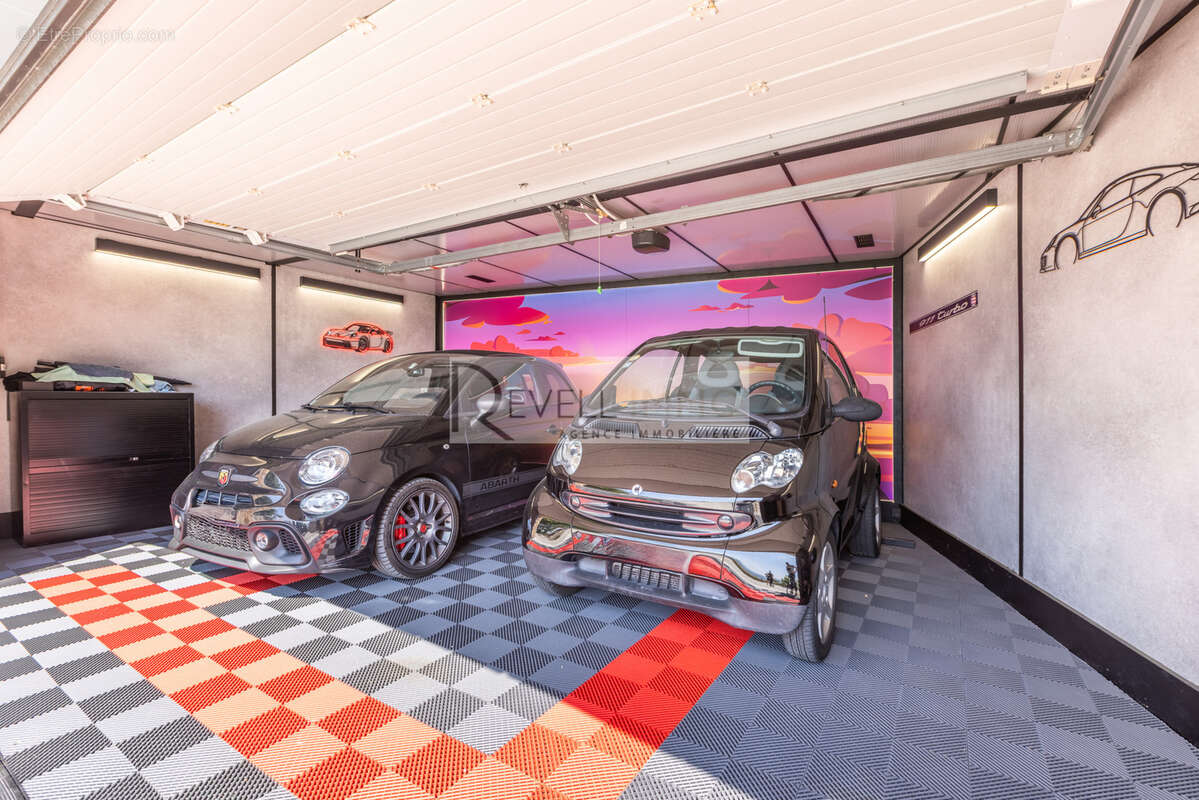 Maison à CARROS