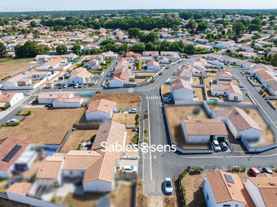 Maison T4 de plain-pied sur la commune des Achards - photo 15
