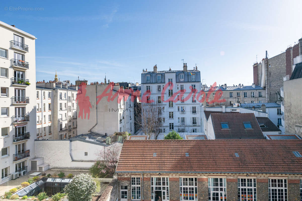 Appartement à PARIS-7E