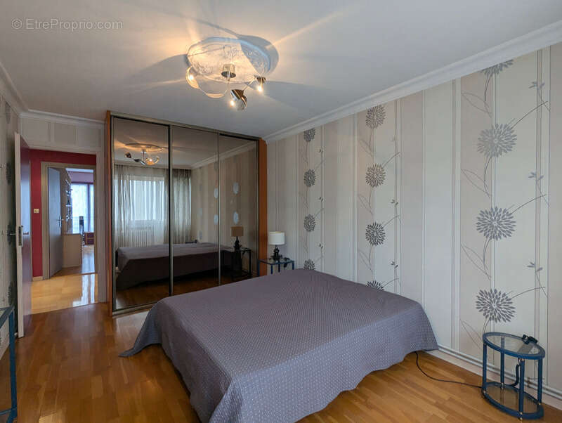 Appartement à ECHIROLLES