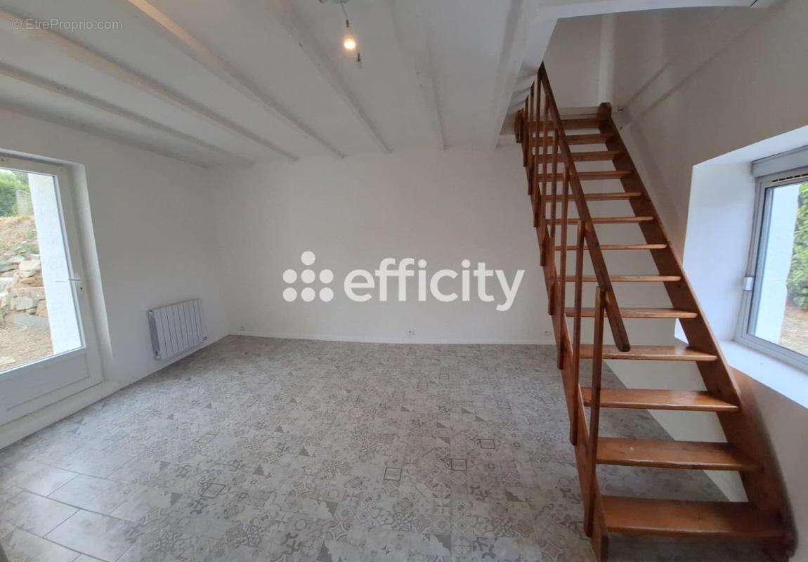 Maison 69 m² à Huriel  - photo 9