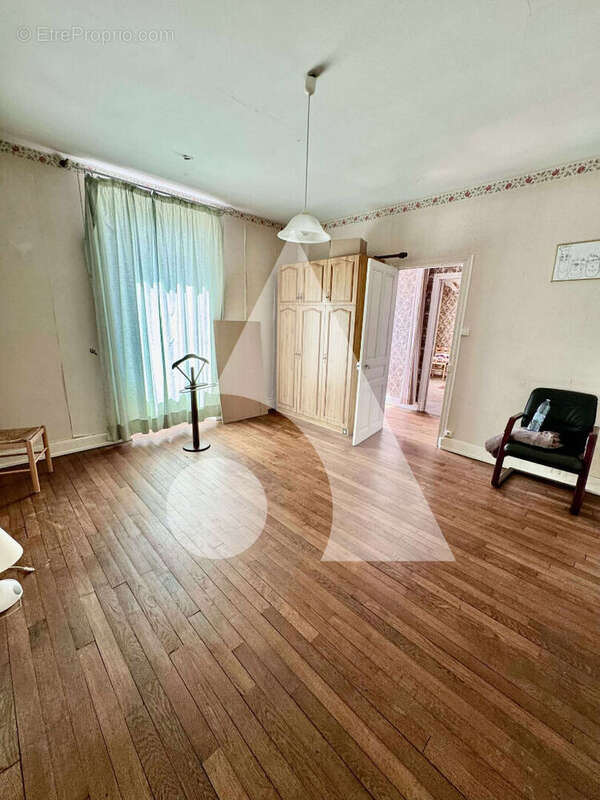 Maison à LIFFOL-LE-GRAND