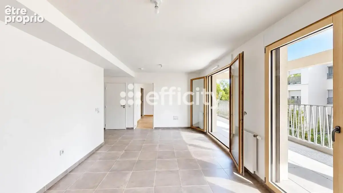 Appartement 2 pièces 42 m² à vendre à Rillieux-La-Pape (69140) - photo 2