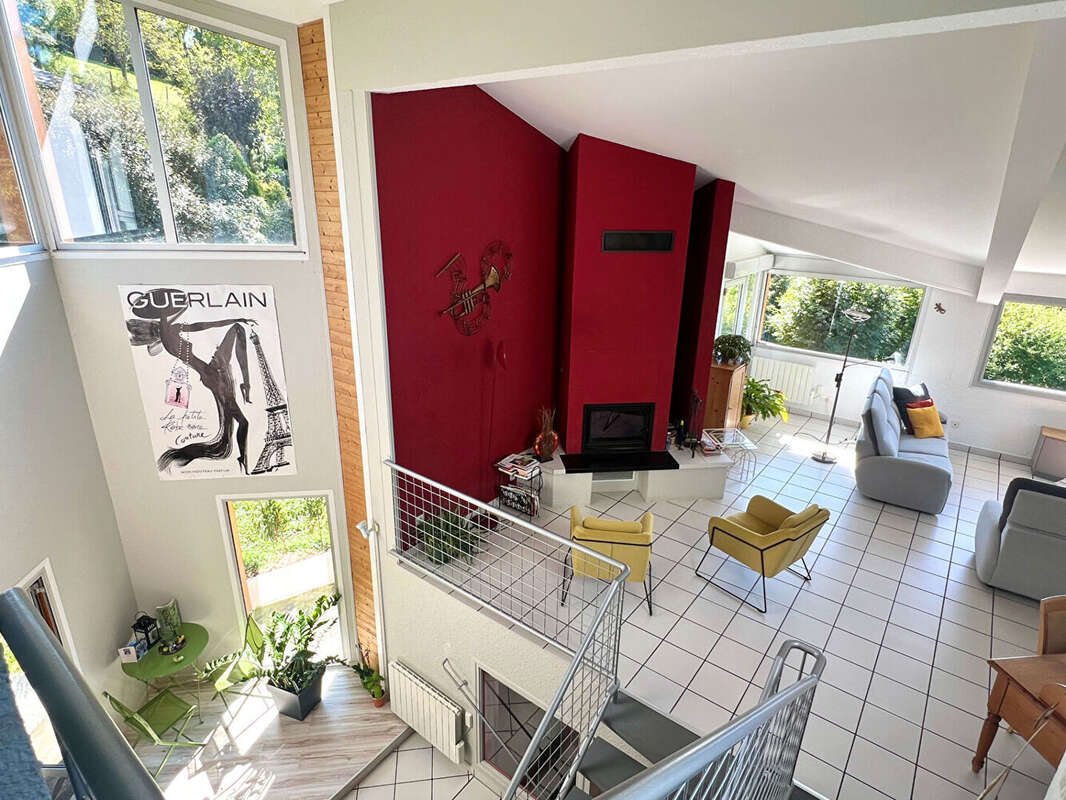 Maison à CEYRAT