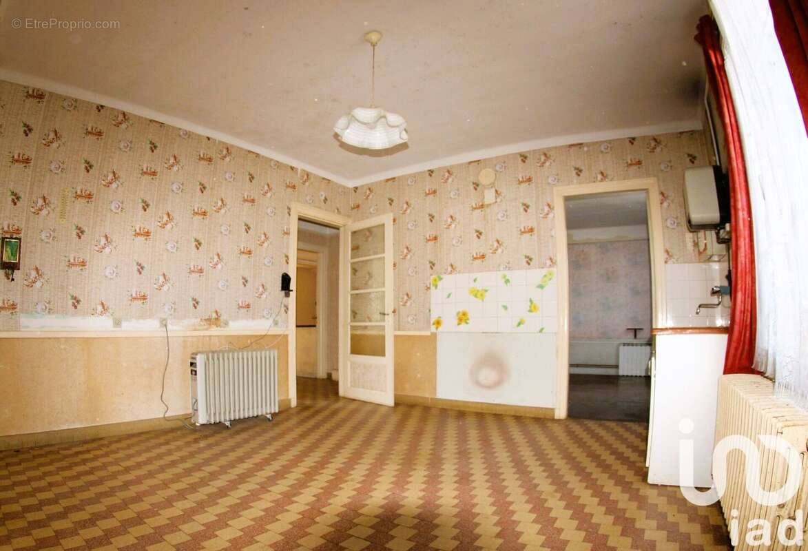 Photo 4 - Maison à CHARMONT