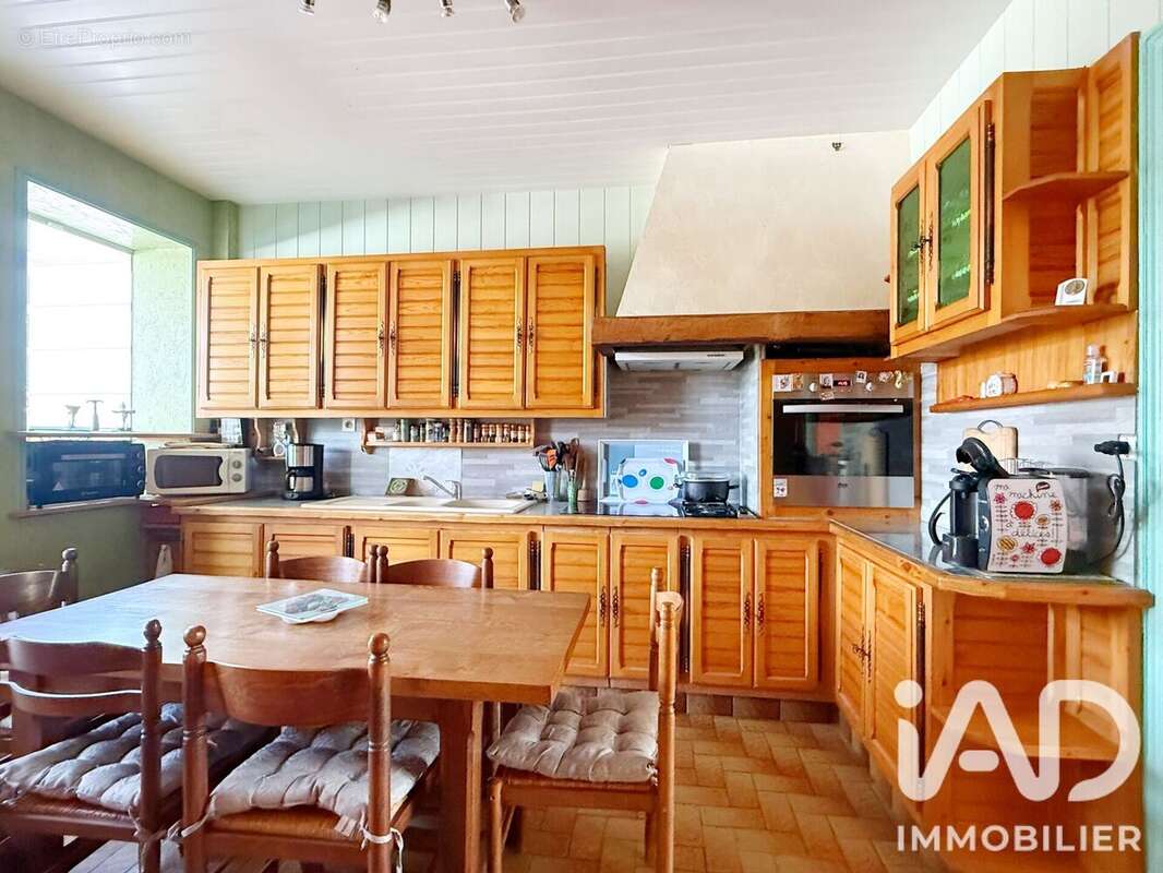 Maison 166 m² à Grandvilliers  - photo 4