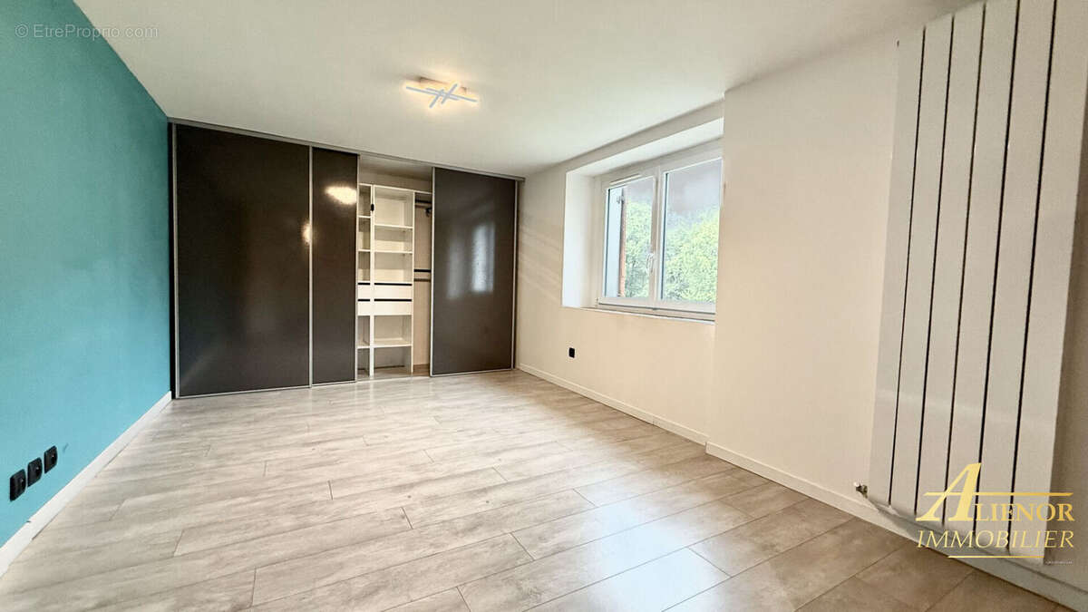 Maison à COULOUNIEIX-CHAMIERS