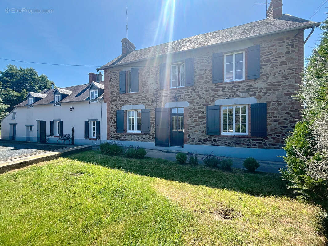 Maison à MOON-SUR-ELLE