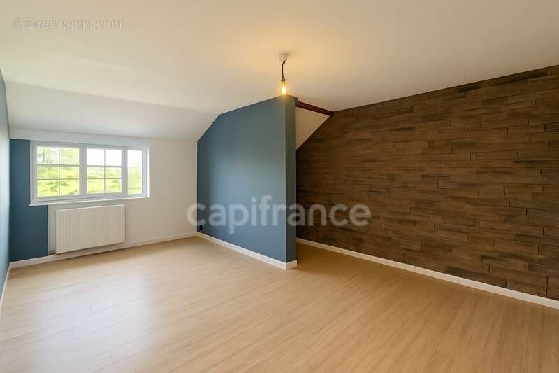  Grande maison familiale de 222 m² – 6 chambres – Terrain de 3 927 m² à seulement 6 km de Sens - photo 13